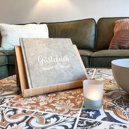 Ferienhaus Blaue Blume Mit 11 Kw Ladestation, Kamin, Terrasse, Eingezaeuntem Garten, Sauna, Wlan, Netflix, 2 Hunde Willkommen! Güntersberge Zewnętrze zdjęcie