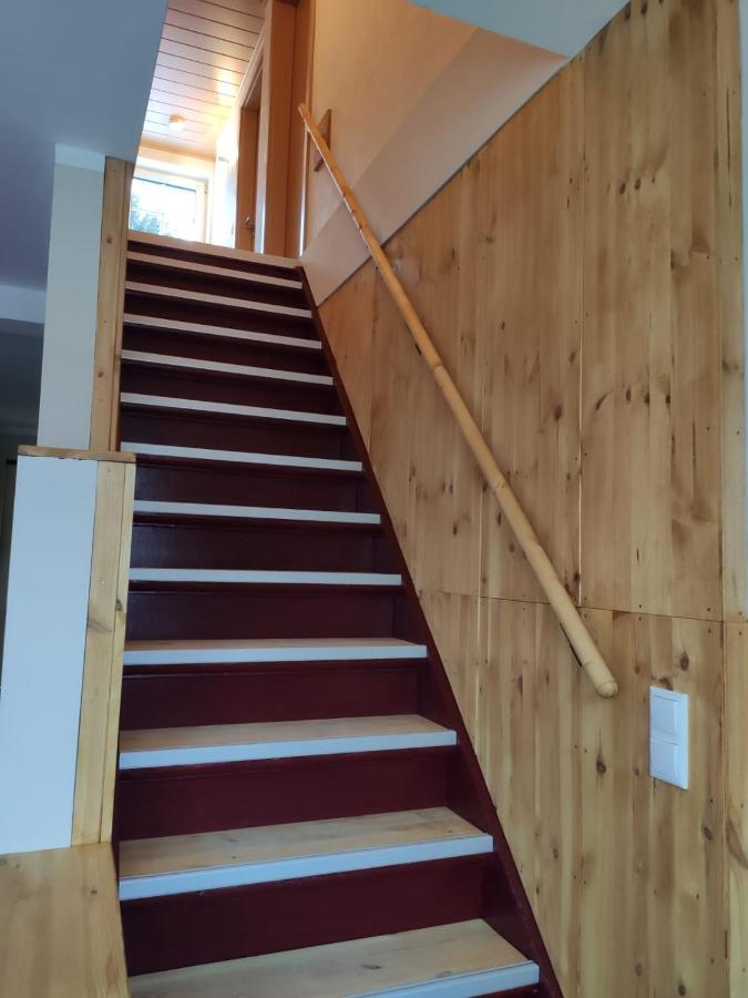 Ferienhaus Blaue Blume Mit 11 Kw Ladestation, Kamin, Terrasse, Eingezaeuntem Garten, Sauna, Wlan, Netflix, 2 Hunde Willkommen! Güntersberge Zewnętrze zdjęcie